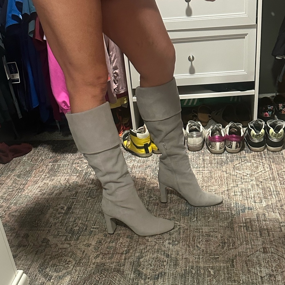 SOMETHING NAVY Women’s Grey knee high boots sz 10